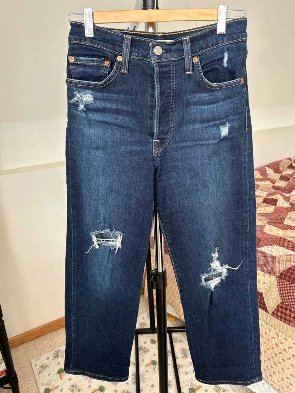 Levi’s Ribcage Straight Ankle Jeans 27